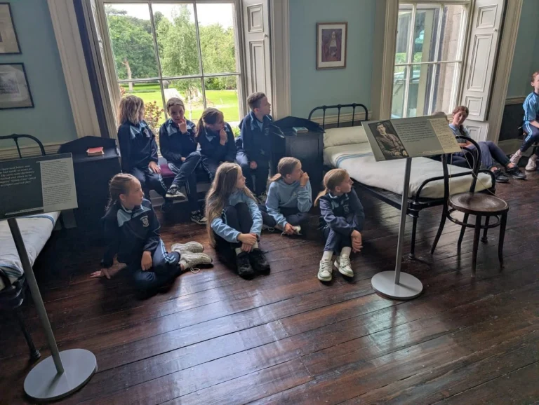 What a fantastic day on our school trip to St Enda&rsquo;s Park! 🚌🌳
We travelled on the Dublin Bus and enjoyed a fascinating history tour of the Pearse Museum. A huge thank you to our amazing tour guide, Shannon, who made the experience so engaging and enjoyable for everyone. ⭐
The children also visited the Nature Room, where they learned about and saw lots of different types of animals. They enjoyed reading all about them and taking part in a variety of creative art activities inspired by what they discovered. 🎨🦊
Afterwards, we had a lovely picnic outside in the sunshine before spending the afternoon playing football and badminton, exploring among the trees, and enjoying all that the park has to offer. ⚽🏸🌲
A wonderful day full of learning, creativity, nature, and fun memories! 💚 #OutdoorLearning #NatureExplorers #LearningThroughPlay