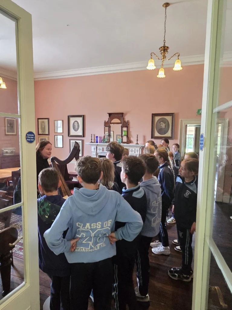 What a fantastic day on our school trip to St Enda&rsquo;s Park! 🚌🌳
We travelled on the Dublin Bus and enjoyed a fascinating history tour of the Pearse Museum. A huge thank you to our amazing tour guide, Shannon, who made the experience so engaging and enjoyable for everyone. ⭐
The children also visited the Nature Room, where they learned about and saw lots of different types of animals. They enjoyed reading all about them and taking part in a variety of creative art activities inspired by what they discovered. 🎨🦊
Afterwards, we had a lovely picnic outside in the sunshine before spending the afternoon playing football and badminton, exploring among the trees, and enjoying all that the park has to offer. ⚽🏸🌲
A wonderful day full of learning, creativity, nature, and fun memories! 💚 #OutdoorLearning #NatureExplorers #LearningThroughPlay