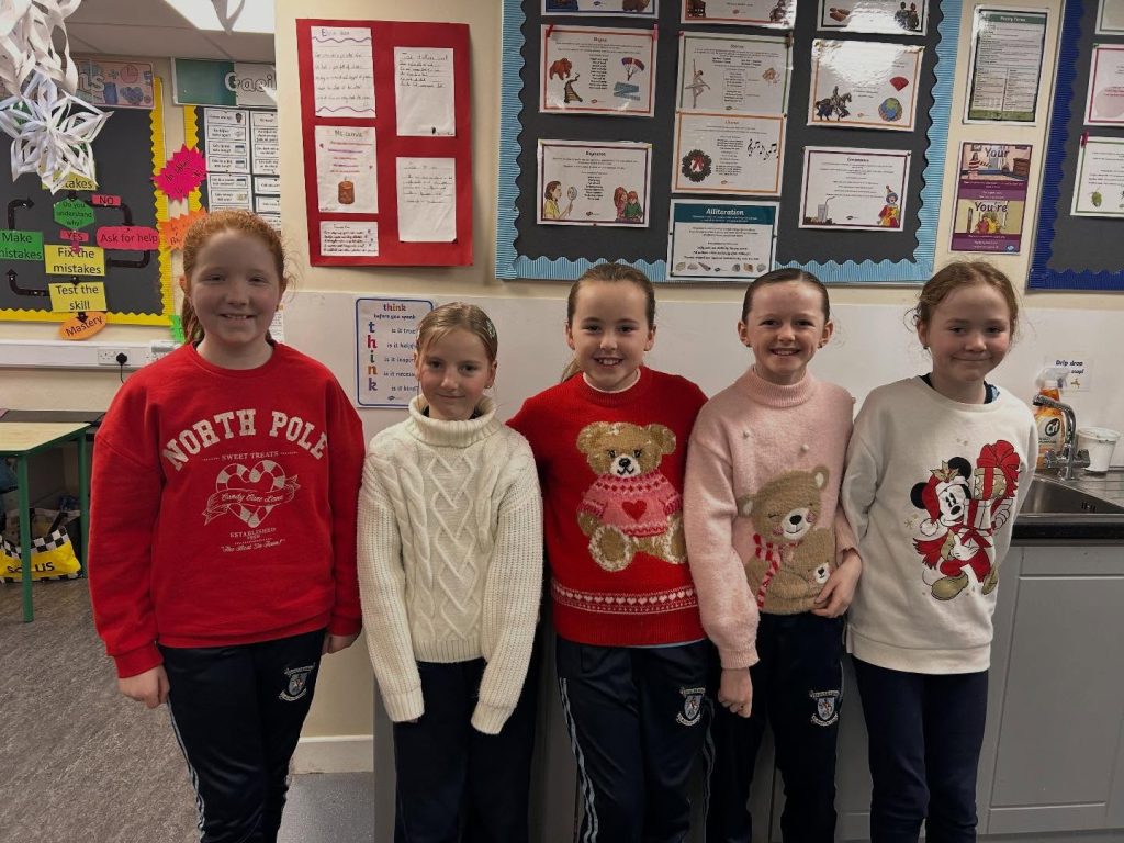 Christmas jumper day for the Toy show tonight 🤩🎄⭐️.