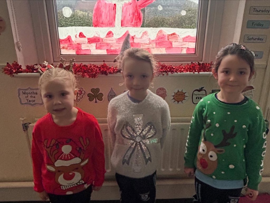 Christmas jumper day for the Toy show tonight 🤩🎄⭐️.