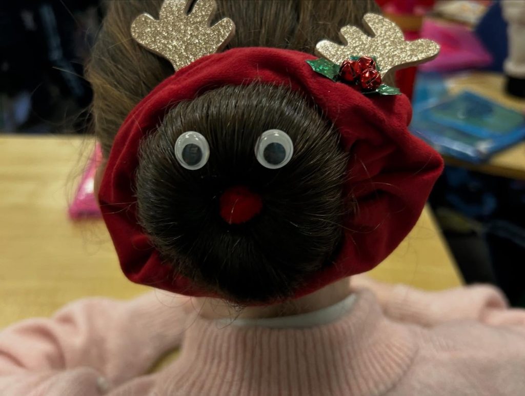 Christmas jumper day for the Toy show tonight 🤩🎄⭐️.