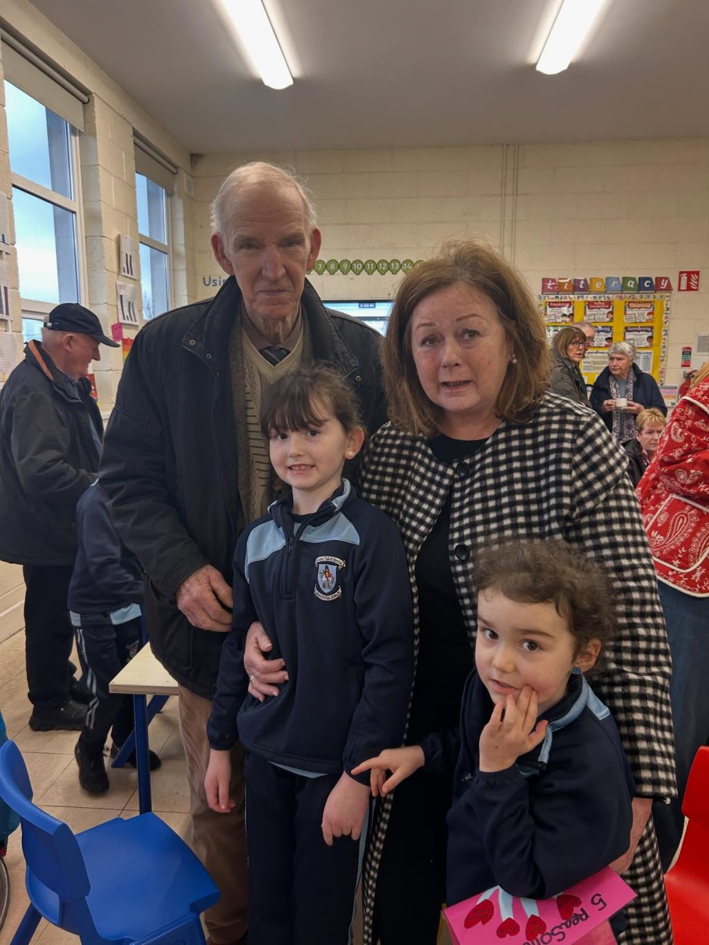 Grandparents day 2026. A lovely morning with the kids and grandparents, filled with poems, songs, and fun games! ☕️🎲